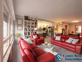 Appartamento in Vendita a Pisa, 530'000&euro;, 177 m², arredato