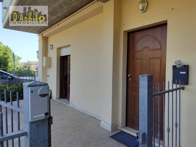 Appartamento in Vendita a Offida, 110'000&euro;, 100 m²