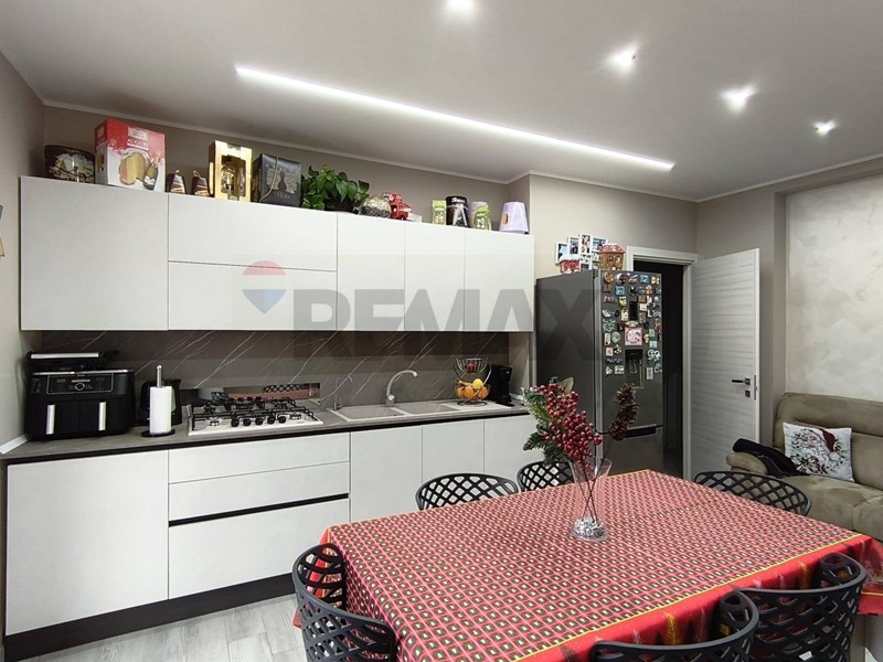 Trilocale in Vendita a Bronte, 79'000&euro;, 70 m²