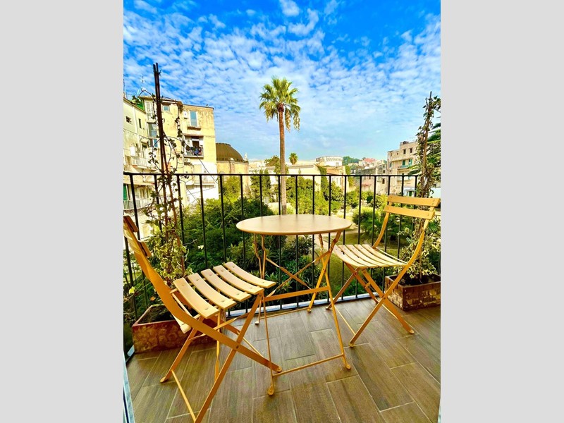 Monolocale in Affitto a Napoli, 700&euro;, 30 m²