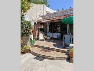 Appartamento in Vendita a Pozzuoli, 300'000&euro;, 110 m²