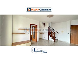 Trilocale in Vendita a Città Sant'Angelo, 137'000&euro;, 105 m²