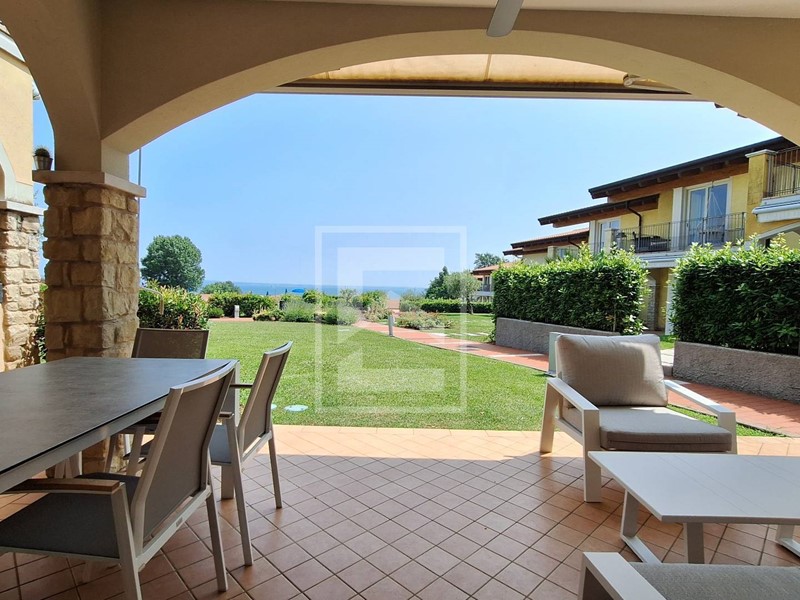 Trilocale in Vendita a Manerba del Garda, 445'000&euro;, 82 m²