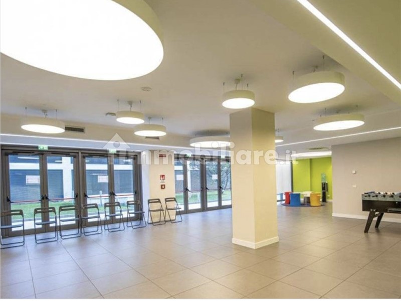 Ufficio in Affitto a Roma, 12'000&euro;, 250 m²