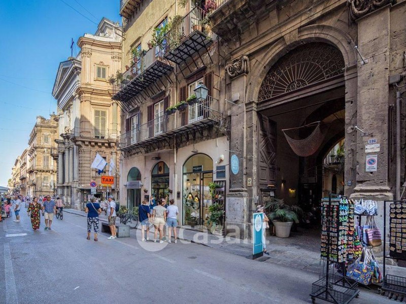 Bilocale in Vendita a Palermo, 285'000&euro;, 81 m², arredato