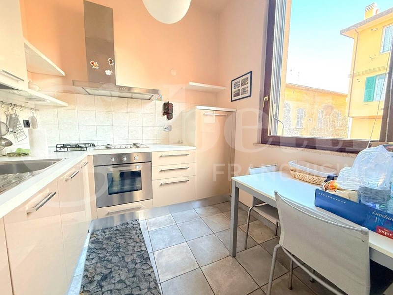 Trilocale in Vendita a Imperia, 350'000&euro;, 118 m²