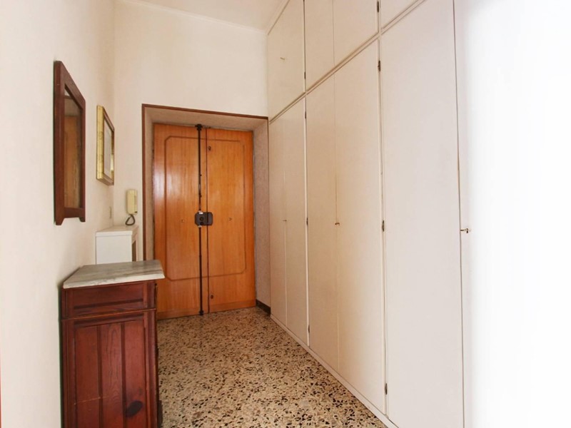 Trilocale in Vendita a Roma, 185'000&euro;, 87 m²