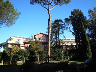 Appartamento in Vendita a Roma, 495'000&euro;, 167 m², con Box