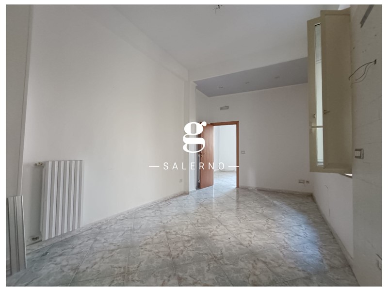 Quadrilocale in Vendita a Salerno, 220'000&euro;, 83 m²