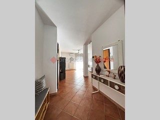 Trilocale in Vendita a Bari, 240'000&euro;, 97 m²