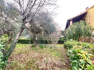 Bilocale in Vendita a Santa Luce, zona Pomaia, 135'000&euro;, 45 m²