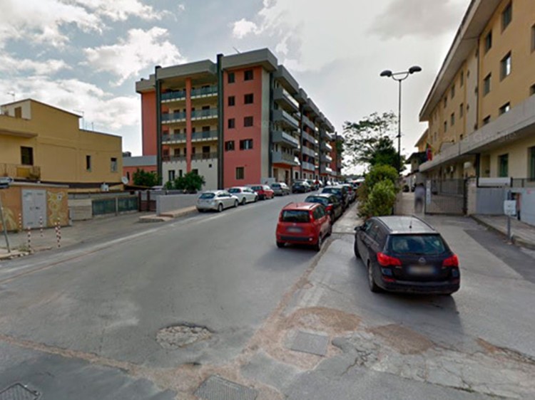 Box in Affitto a Siracusa, 120&euro;, 18 m²