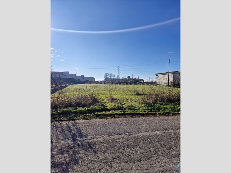 Terreno industriale in Vendita a Cerea, 122'000&euro;, 2522 m²