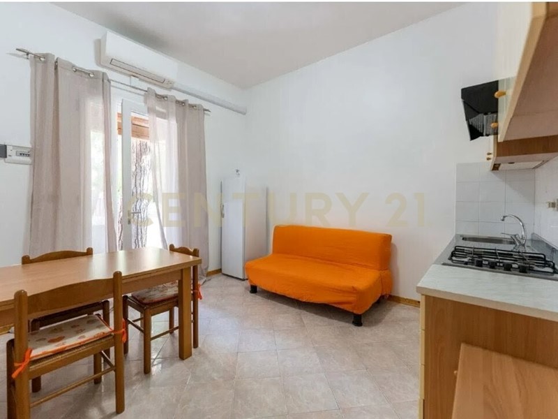 Trilocale in Vendita a Comacchio, zona Lido degli Estensi, 105'000&euro;, 43 m², arredato