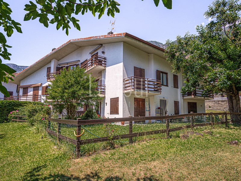 Bilocale in Vendita a Saint Vincent, 75'000&euro;, 46 m², con Box