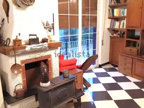 Appartamento in Vendita a Deiva Marina, zona PIAZZA, 125'000&euro;, 85 m², arredato, con Box