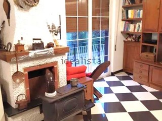 Appartamento in Vendita a Deiva Marina, zona PIAZZA, 125'000&euro;, 85 m², arredato, con Box