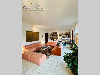 Appartamento in Vendita a Torino, 565'000&euro;, 200 m²