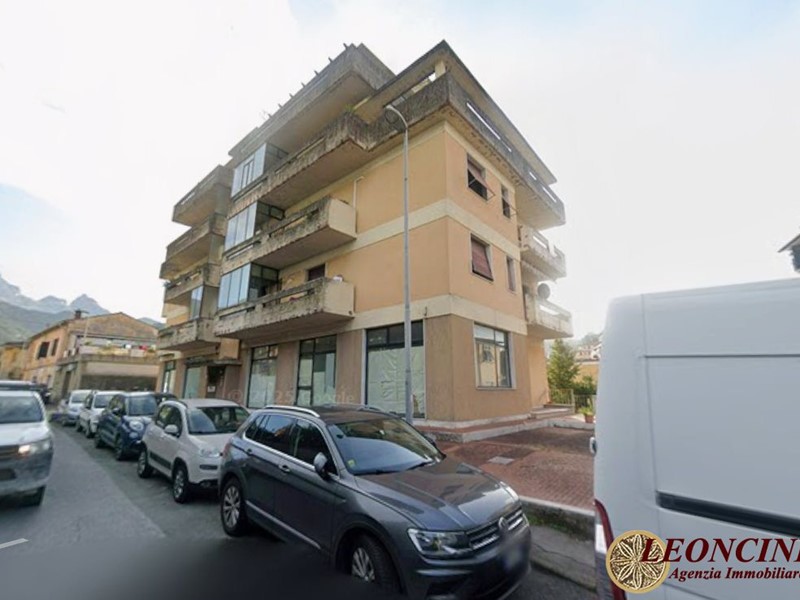Quadrilocale in Vendita a Carrara, 77'008&euro;, 95 m²
