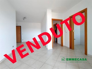 Bilocale in Vendita a Valenzano, 130'000&euro;, 105 m²