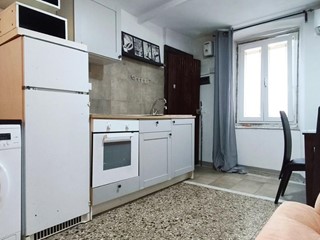 Monolocale in Affitto a Carrara, 550&euro;, 30 m², arredato