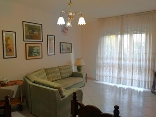 Quadrilocale in Vendita a Massa, zona Marina di Massa, 220'000&euro;, 103 m²