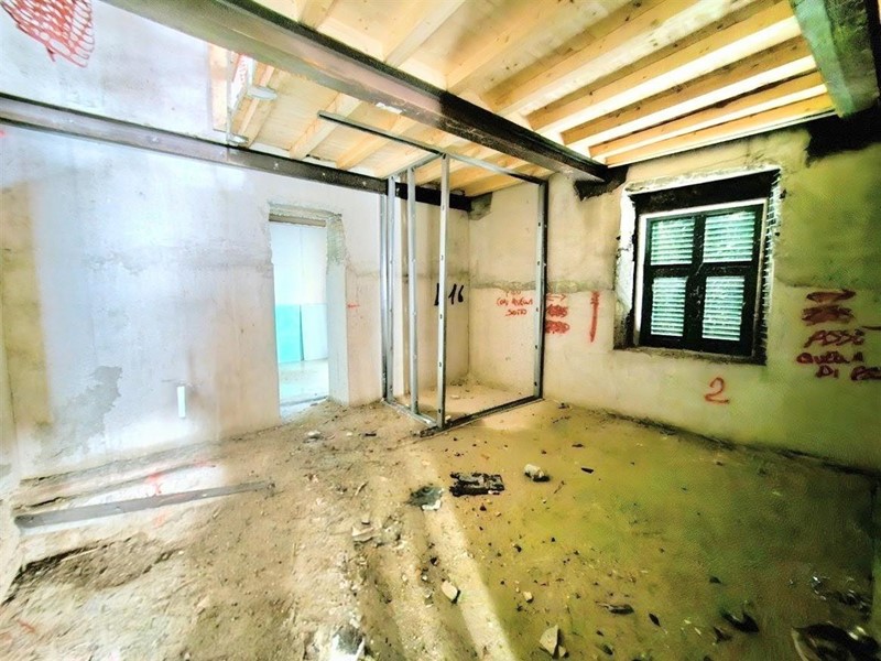 Quadrilocale in Vendita a Massa, 200'000&euro;, 80 m²