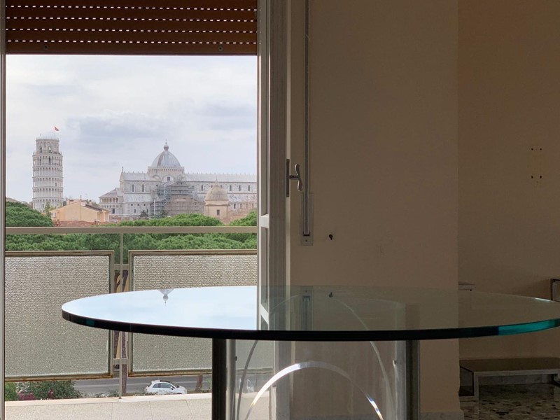 Appartamento in Affitto a Pisa, 1'250&euro;, 120 m², arredato