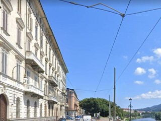 Trilocale in Vendita a Torino, 198'000&euro;, 65 m²