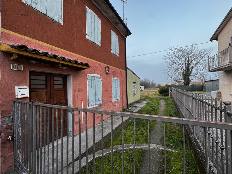 Casa Semi Indipendente in Vendita a San Felice sul Panaro, 75'000&euro;, 80 m²