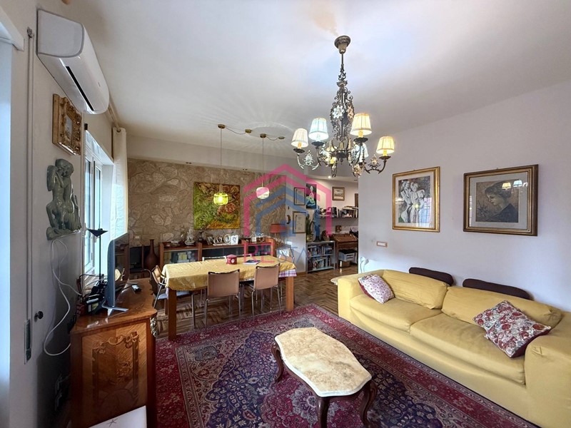 Quadrilocale in Vendita a Pomezia, 179'000&euro;, 95 m²