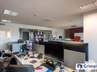 Ufficio in Affitto a Roma, 10'000&euro;, 250 m²