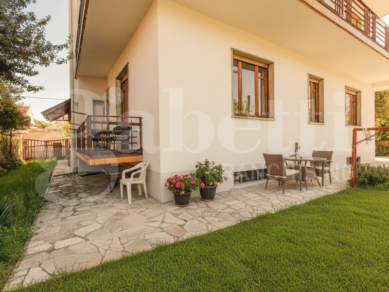 Trilocale in Vendita a Pinerolo, 95'000&euro;, 80 m²