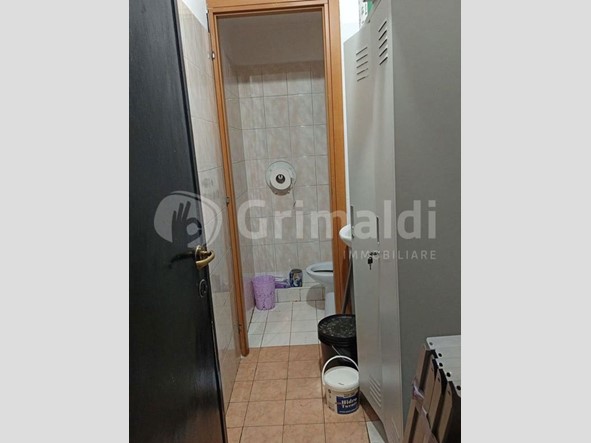 Negozio in Vendita a Roma, 450'000&euro;, 107 m², arredato