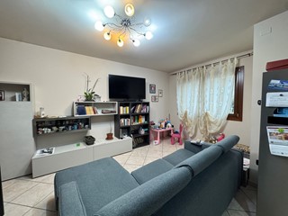 Casa Indipendente in Vendita a Roveredo di Guà, 172'000&euro;, 110 m²