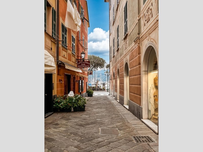 Quadrilocale in Vendita a Santa Margherita Ligure, 390'000&euro;, 61 m²