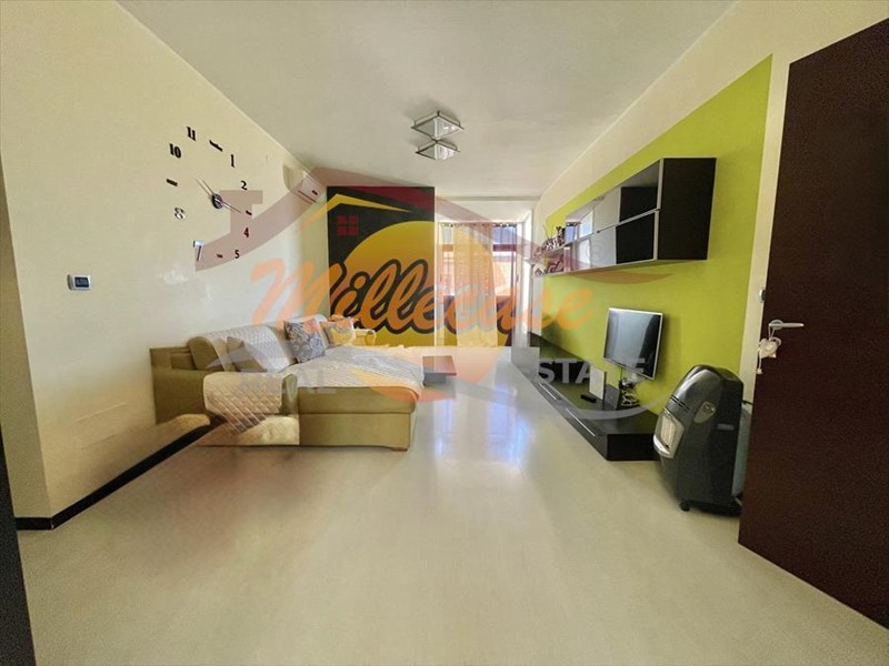 Trilocale in Vendita a Siracusa, 88'000&euro;, 90 m²