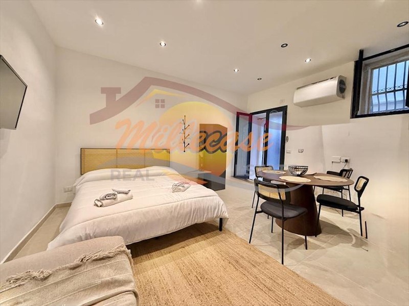 Bilocale in Vendita a Siracusa, zona Ortigia, 92'000&euro;, 35 m², arredato