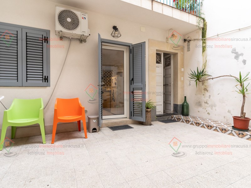 Monolocale in Affitto a Siracusa, zona Adda Gelone Timoleonte, 550&euro;, 40 m², arredato