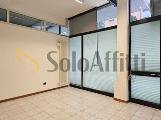 Ufficio in Affitto a Forlì, zona Parco Urbano, 500&euro;, 64 m²
