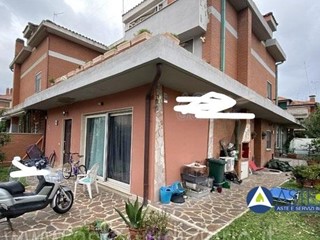 Appartamento in Vendita a Latina, 227'250&euro;, 270 m²