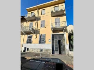 Trilocale in Vendita a Torino, 91'800&euro;, 85 m²