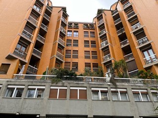 Appartamento in Affitto a Palermo, 2'000&euro;, 227 m²