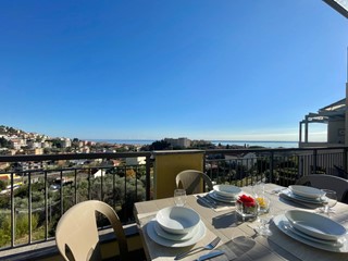 Attico in Vendita a Pietra Ligure, 495'000&euro;, 150 m²