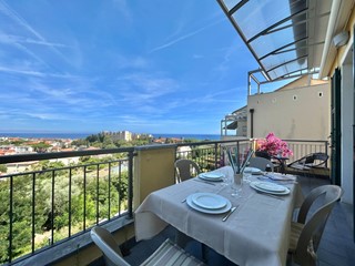 Attico in Vendita a Pietra Ligure, 475'000&euro;, 150 m²