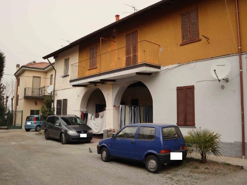Quadrilocale in Vendita a Bellusco, 33'525&euro;, 84 m²