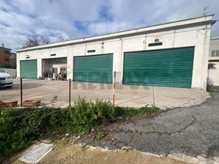 Immobile commerciale in Affitto a Roma, 3'000&euro;, 658 m²