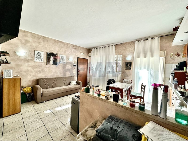 Bilocale in Vendita a Catania, 65'000&euro;, 60 m²