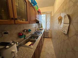 Appartamento in Vendita a Poggio Rusco, 79'000&euro;, 138 m²