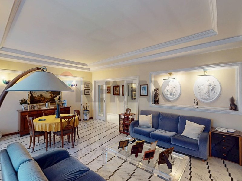 Appartamento in Vendita a San Giorgio a Cremano, 395'000&euro;, 180 m²